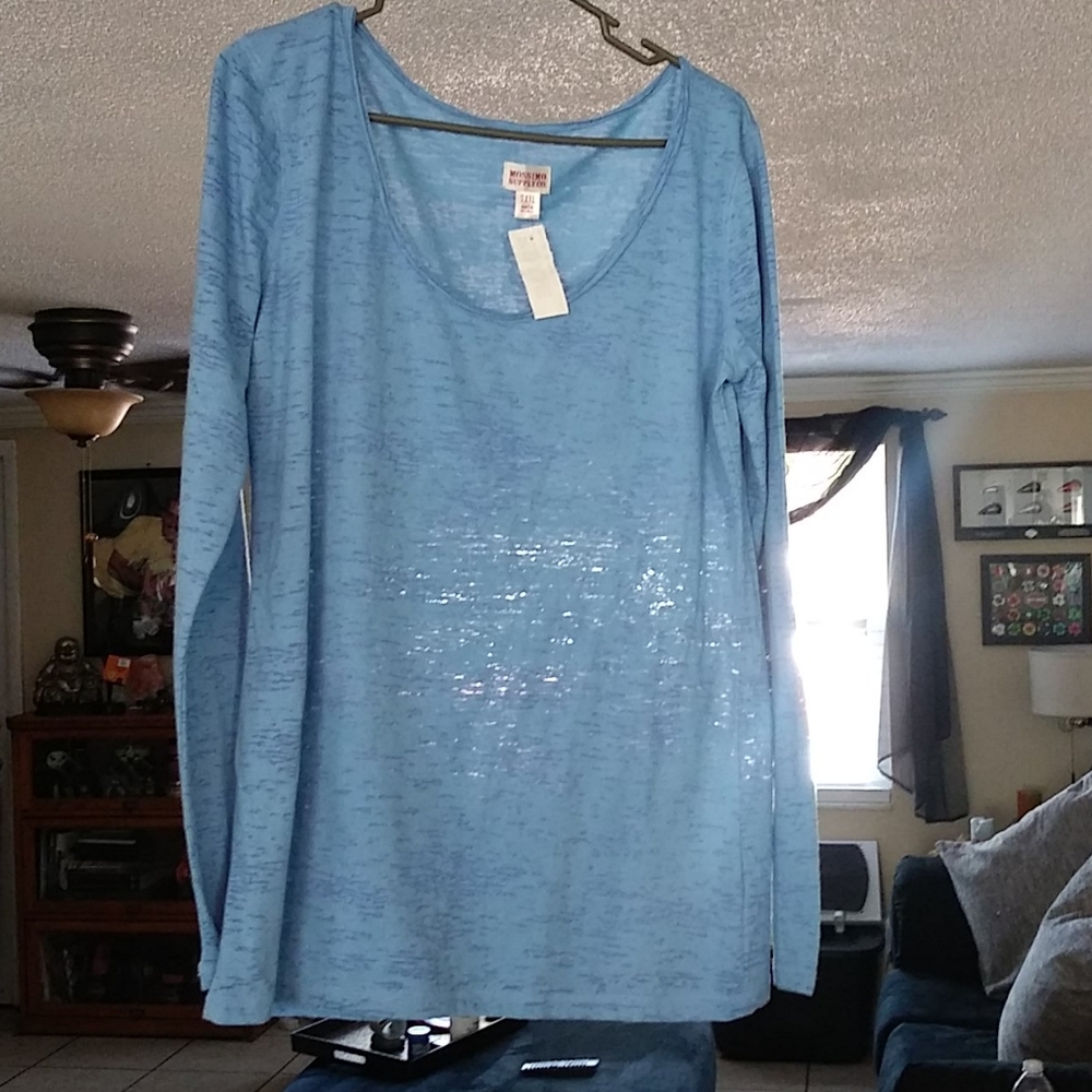 Mossimo shirt